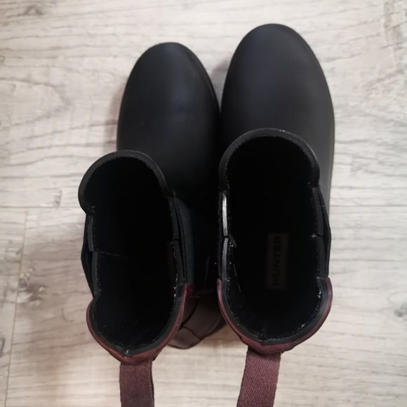 Hunter chelsea rain boots - Picture 3 of 4